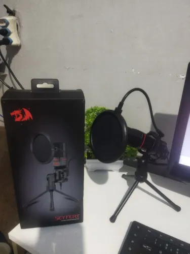 Vendo microfone REDRAGON SEYFERT 