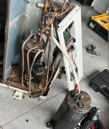 Moto r de ar-condicionado comprou