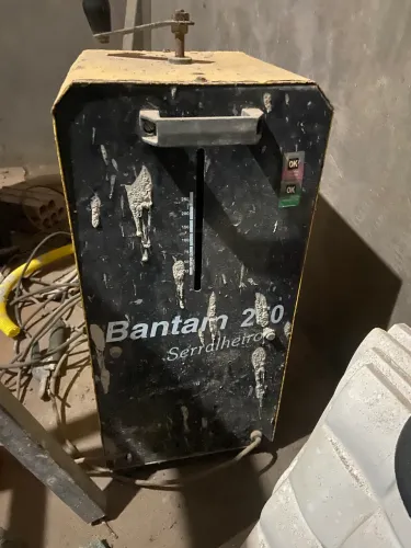 Máquina de solda Batam 250