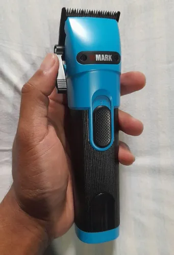 Máquina de cortar cabelo profissional WMark B59