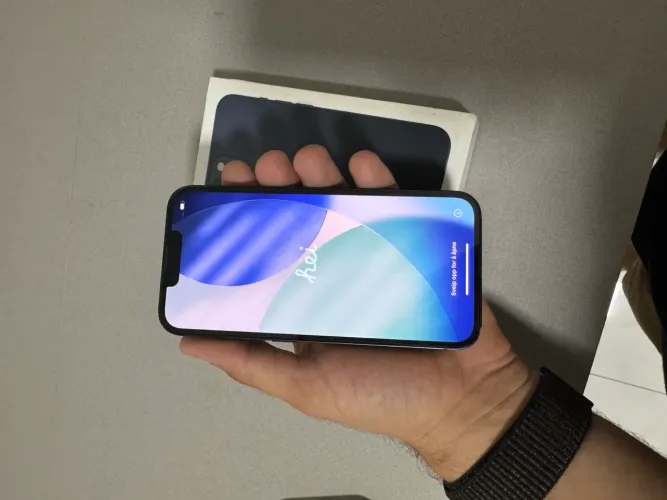 iPhone 13 