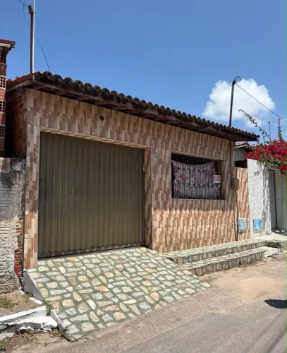 CASA NA DIVINÉIA A VENDA