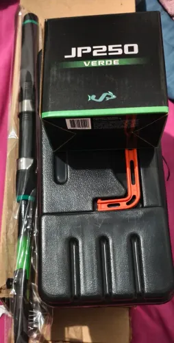 Vara de pesca retrátil Nova com molinete 