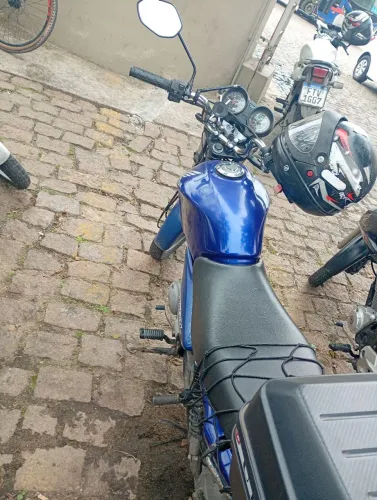 Titan 150 