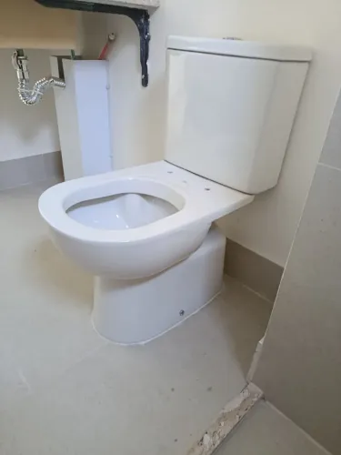 VASO SANITÁRIO COM CAIXA ACOPLADA