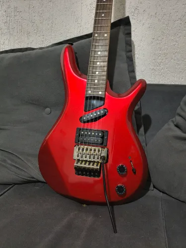 Guitarra Golden anos 90 mod .Joe Satriani 