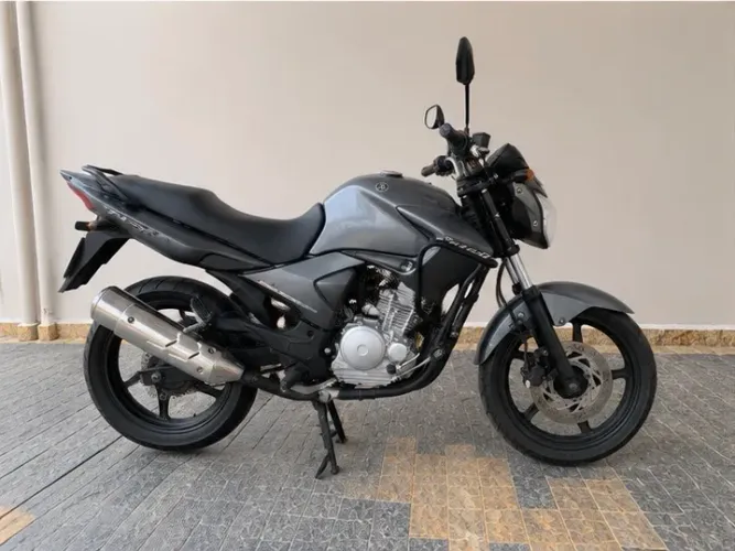 Vendo FAZER 250 YS