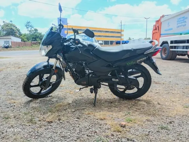 Moto a venda