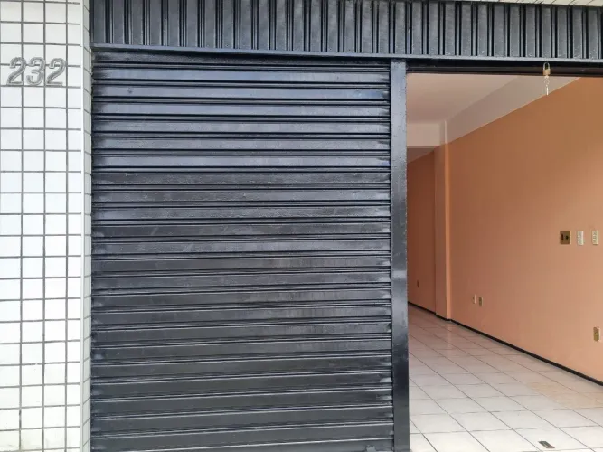 Loja Térrea com banheiro 38,85m² no Pan Americano