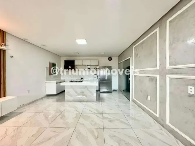Casa com ótima localização a venda com 4 suítes