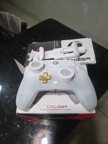 Gamesir cyclone 2
