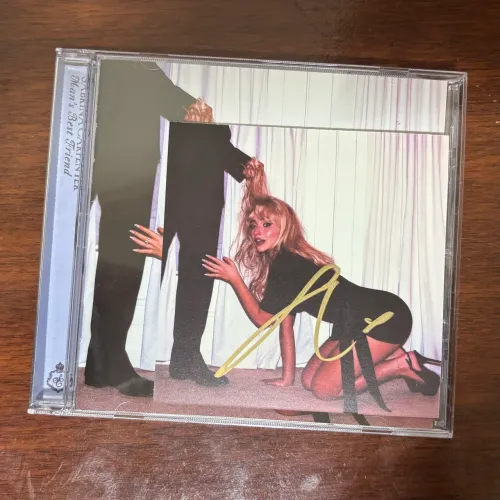 CD com Card Autografado - Man?s Best Friend - Sabrina Carpenter