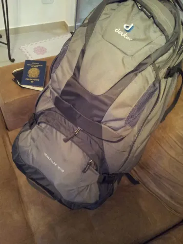 Mochila de viagem Deuter 80l (70l+10l)