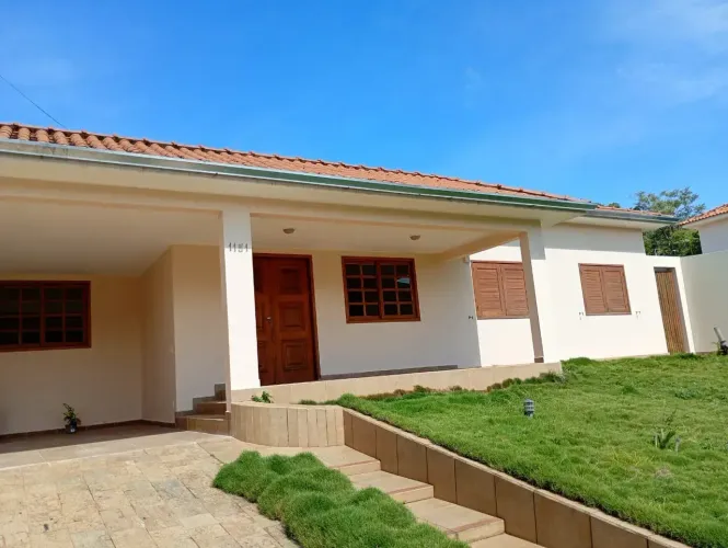 Casa linear 4 quartos com 2 suítes e área gourmet no Pinheirinho Itajubá - Venda