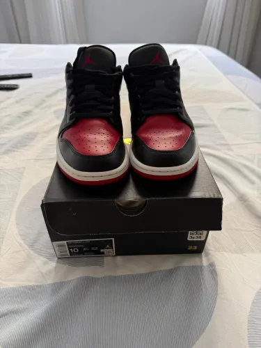 Tenis nike air jordan low alternative bred toe