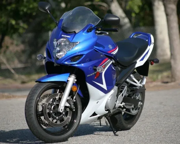 Vende se bandit 2011. 12 mil leva precisa fazer mottor