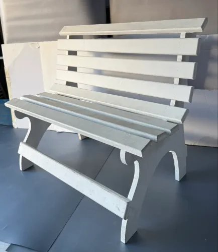 Banco de praça infantil provençal branco