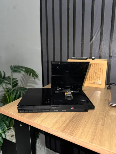 PS2 Completo em Ótimo Estado com 2 Controles