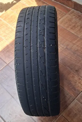 Vendo 4 pneus