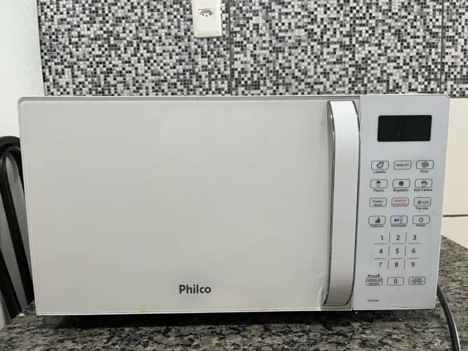 Micro-ondas Philco 20L PMO23BB - Excelente estado