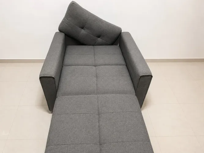 Sofá cama/ poltrona retrátil 
