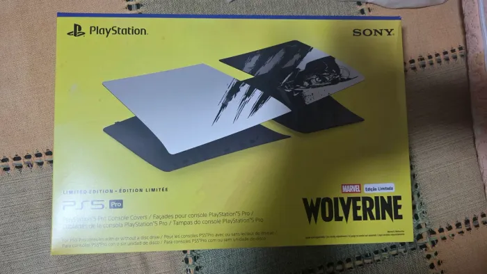 Faceplate ps5 pro edicao wolverine adamantium