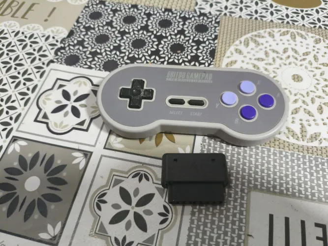 Controle da 8bitdo do super Nintendo