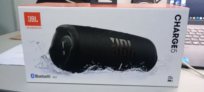 Caixa de som bluetooth JBL