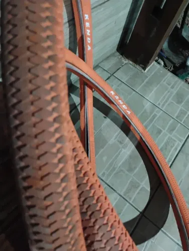 Pneu de bicicleta