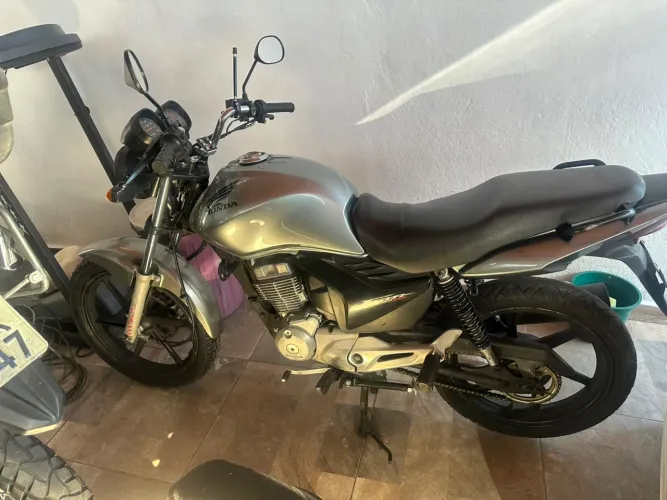 CG Fan 150 ESDI Moto Muito Nova