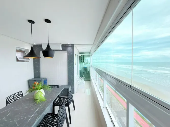 APARTAMENTO MONGAGUA-FRENTE TOTAL MAR-PORTEIRA FECHADA