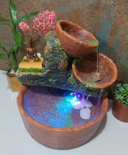 Fonte Budha 2 Quedas Bomba Bivolt Luz de LED Colorida 