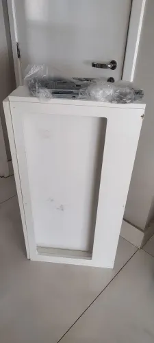 Doação de gavetão com ferragens
