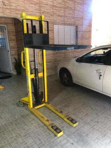 Empilhadeira Manual Hidráulica pra 500Kg Vonder