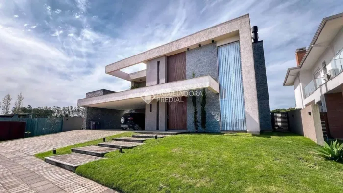 Casa de condomínio à venda no bairro Prado - Barro Vermelho, 4 dormitórios, 300 m².