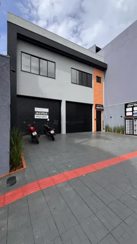 Sala Comercial Térrea para Locação no Centro de Sarandi 146m² | Excelente Localização Próx