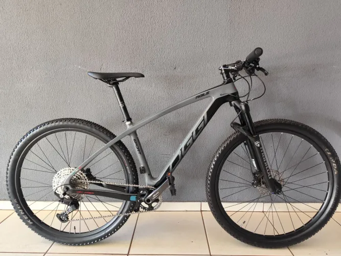 Oggi agille sport carbono tamanho 17