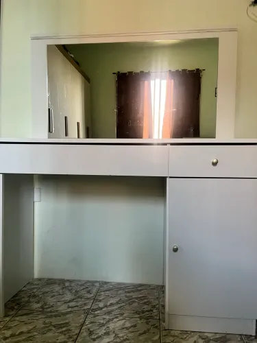Vendo - Penteadeira Camarim