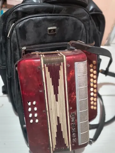 Acordeon de 8 baixo