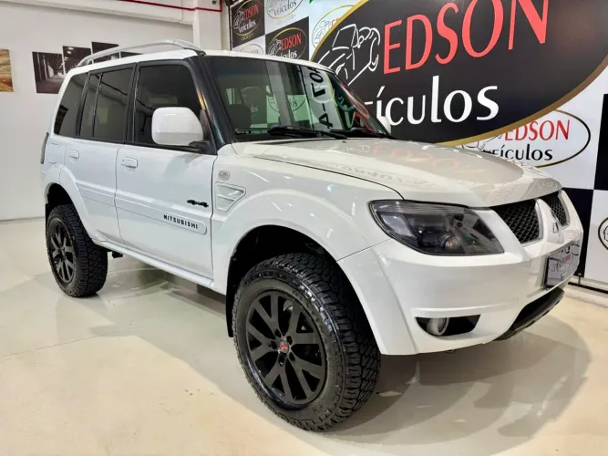 Mitsubishi Pajero TR4 2.0/ 2.0 Flex 16V 4X4 Aut. 2014