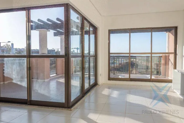 Apartamento Duplex com 3 dormitórios à venda, 136 m² por R$ 580.000,00 - Porto das Dunas -