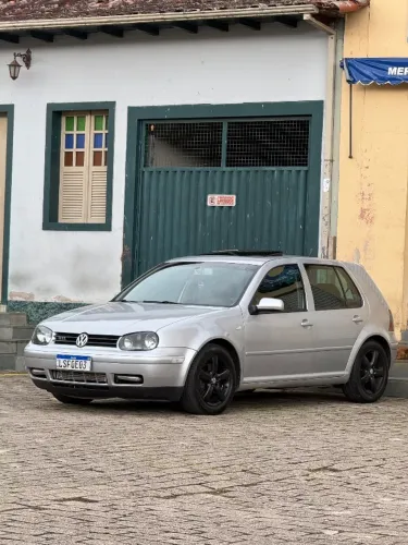 Volkswagen Golf GTI 1.8 MI 180/193cv Turbo 4P Mec. 2004