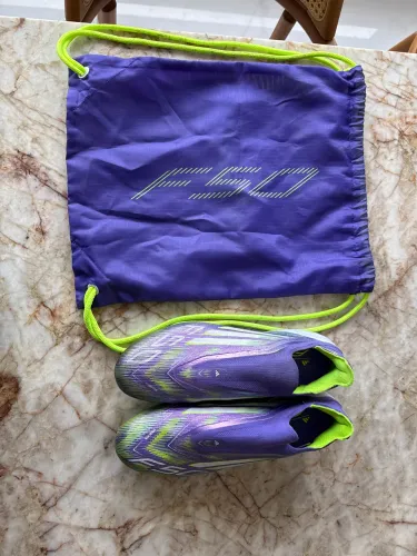 Chuteira Adidas F50