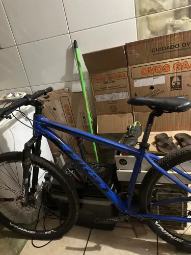Bike first aro 29 em alumínio