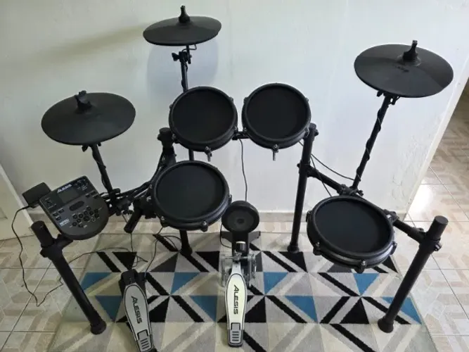 Bateria Eletrônica Nitro Mesh Alesis