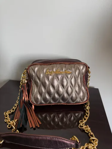 Bolsa Luiza Barcelos metalassê marrom 