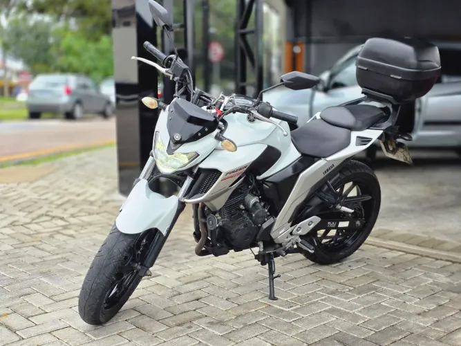 Yamaha Fazer 250