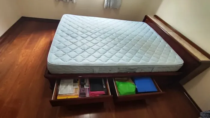 Cama Casal Madeira Maciça 4 Gavetas + Colchão Probel Molas Excelente Estado