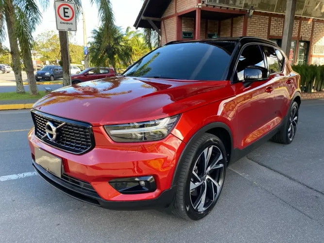 Volvo XC40 XC 40 T-5 Híbrido R-design 1.5 262cv FWD 2021