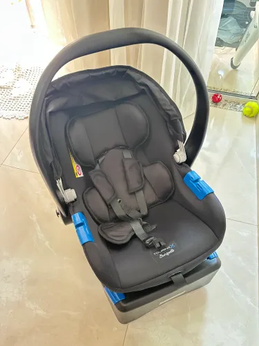 Bebê conforto + base